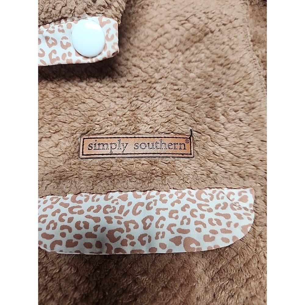 Simply Southern 1/4 Snap Pullover Fleece Small Brown Leopard Trim With Pocket - Picture 3 of 7